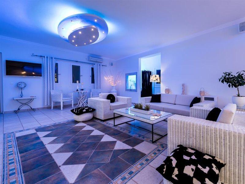 Dream Island Hotel Fira  Ngoại thất bức ảnh