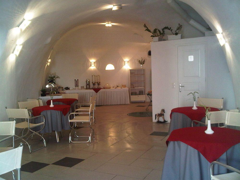Dream Island Hotel Fira  Ngoại thất bức ảnh