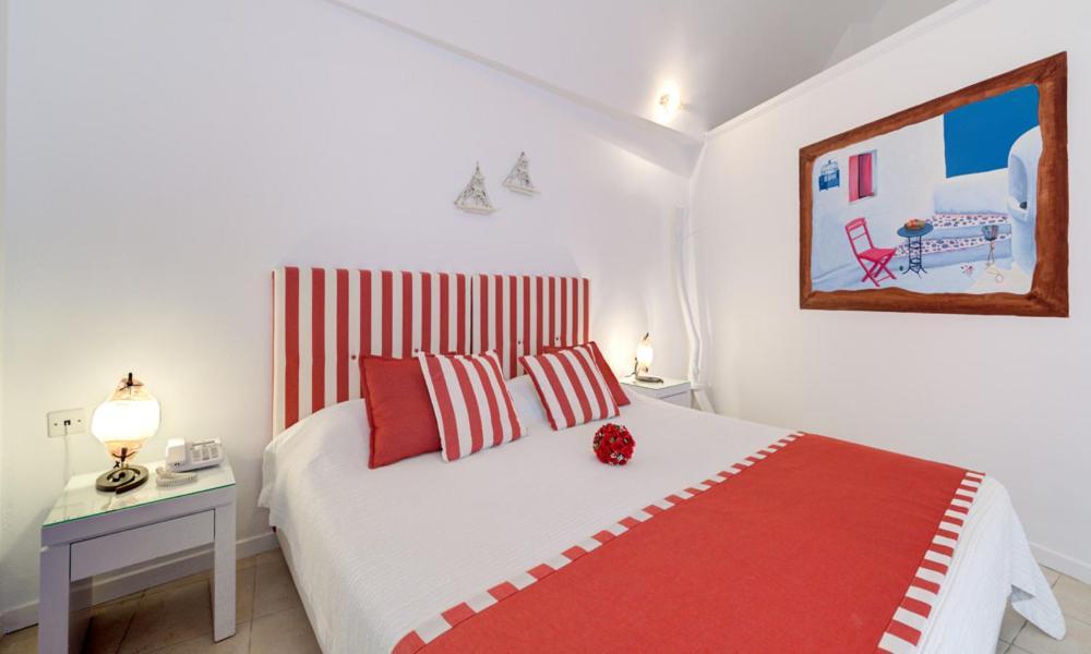 Dream Island Hotel Fira  Ngoại thất bức ảnh