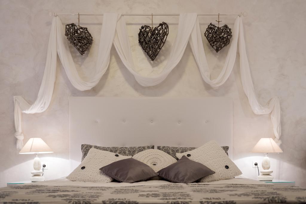Dream Island Hotel Fira  Ngoại thất bức ảnh