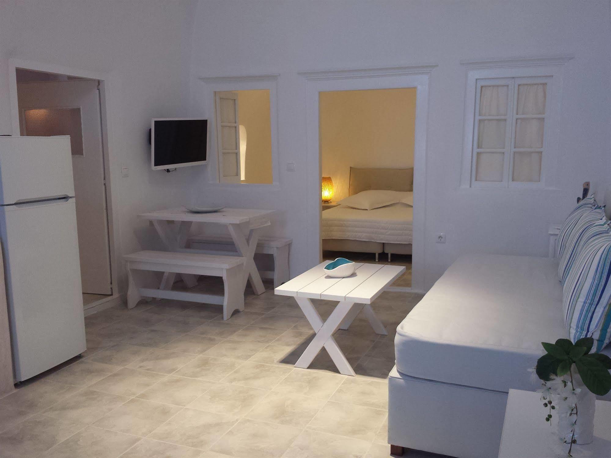 Dream Island Hotel Fira  Ngoại thất bức ảnh