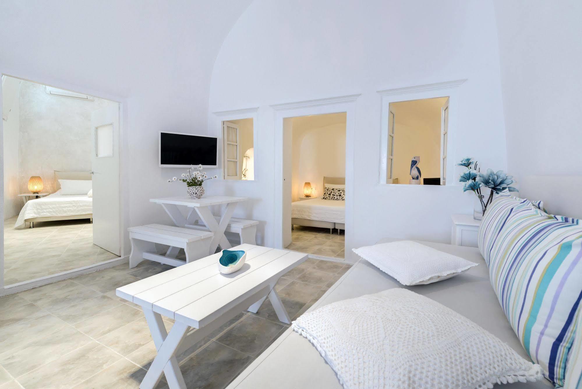 Dream Island Hotel Fira  Ngoại thất bức ảnh